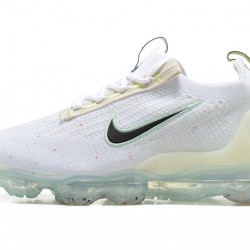 Women/Men Nike Air VaporMax 2021 Flyknit White and Black Shoes